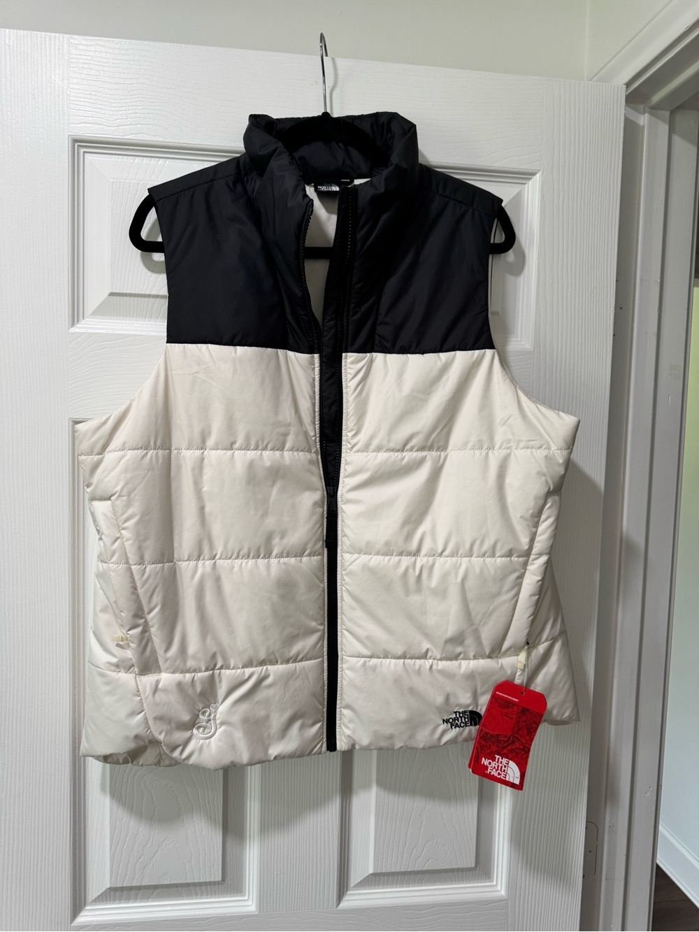 The North Face Two-Tone Black & Cream Puffer Vest